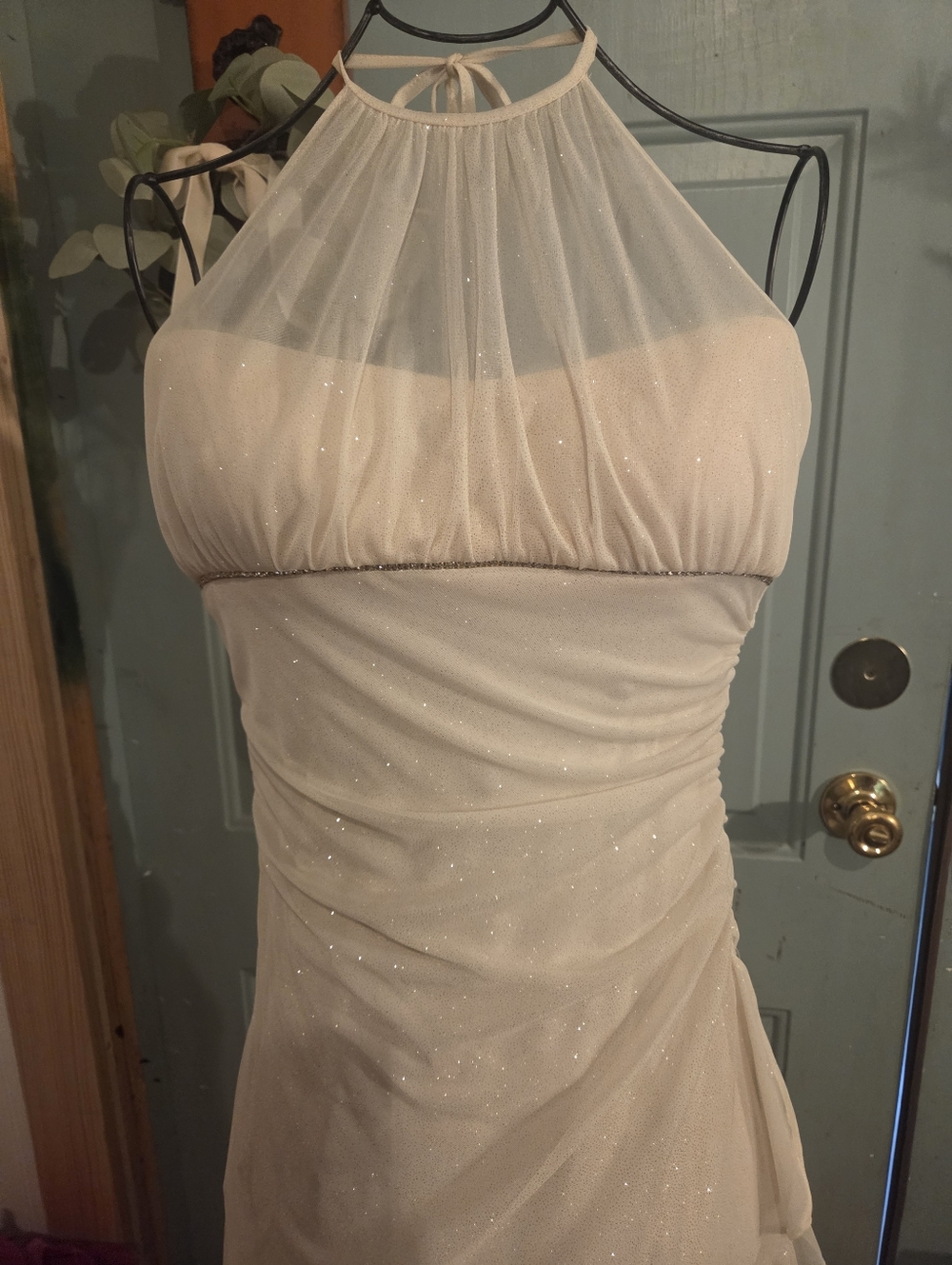 Chiffon Off-white Formal - Picture 2 of 10